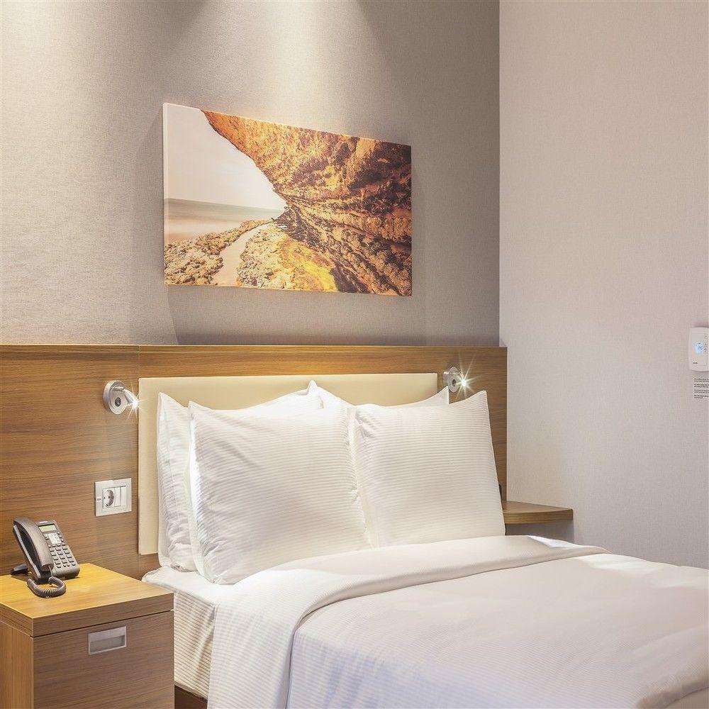 Hampton By Hilton Kocaeli Symbol Hotel ภายนอก รูปภาพ