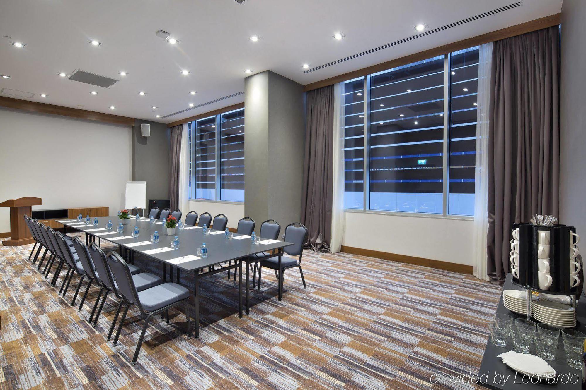 Hampton By Hilton Kocaeli Symbol Hotel ภายนอก รูปภาพ