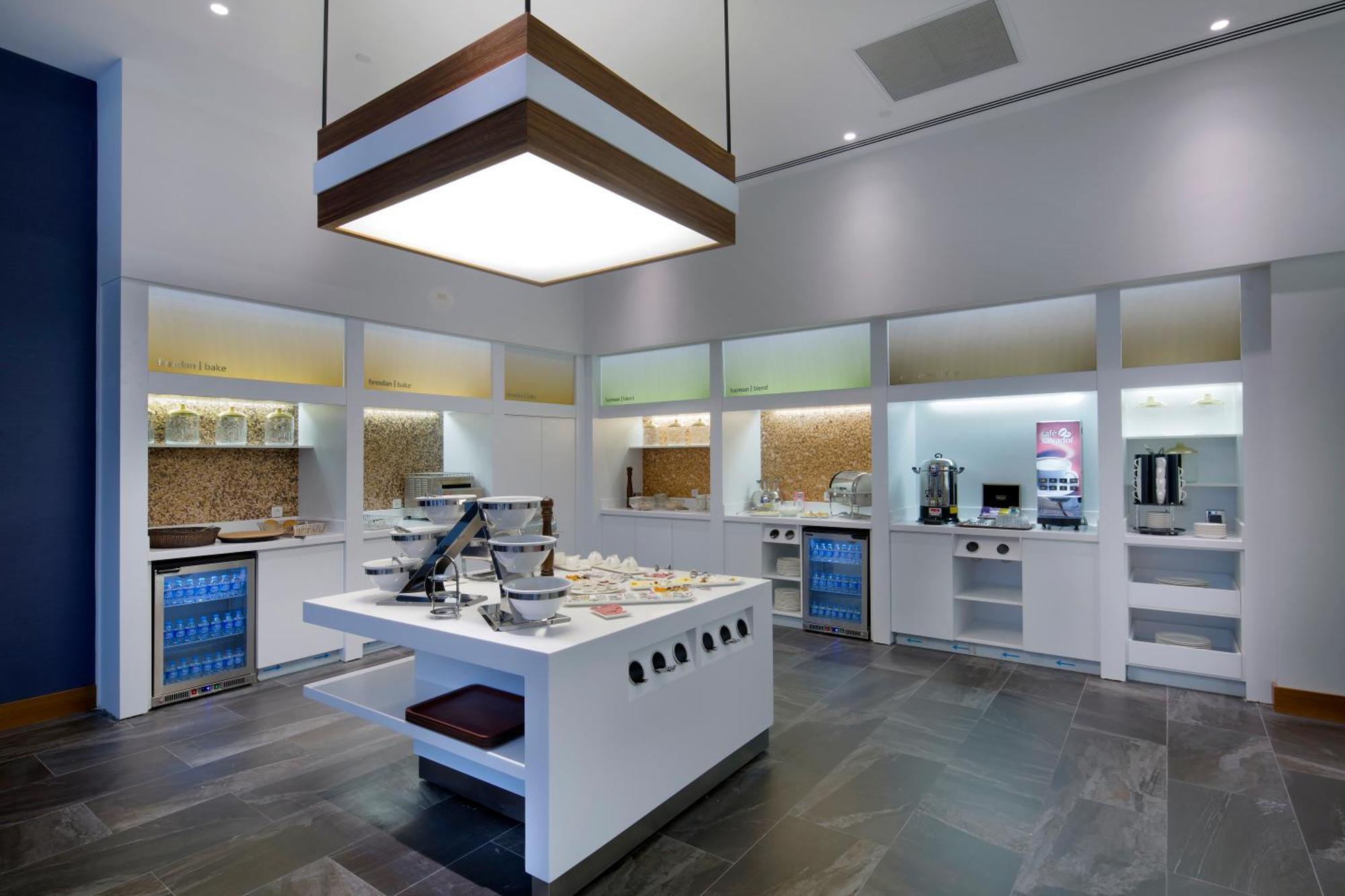 Hampton By Hilton Kocaeli Symbol Hotel ภายนอก รูปภาพ