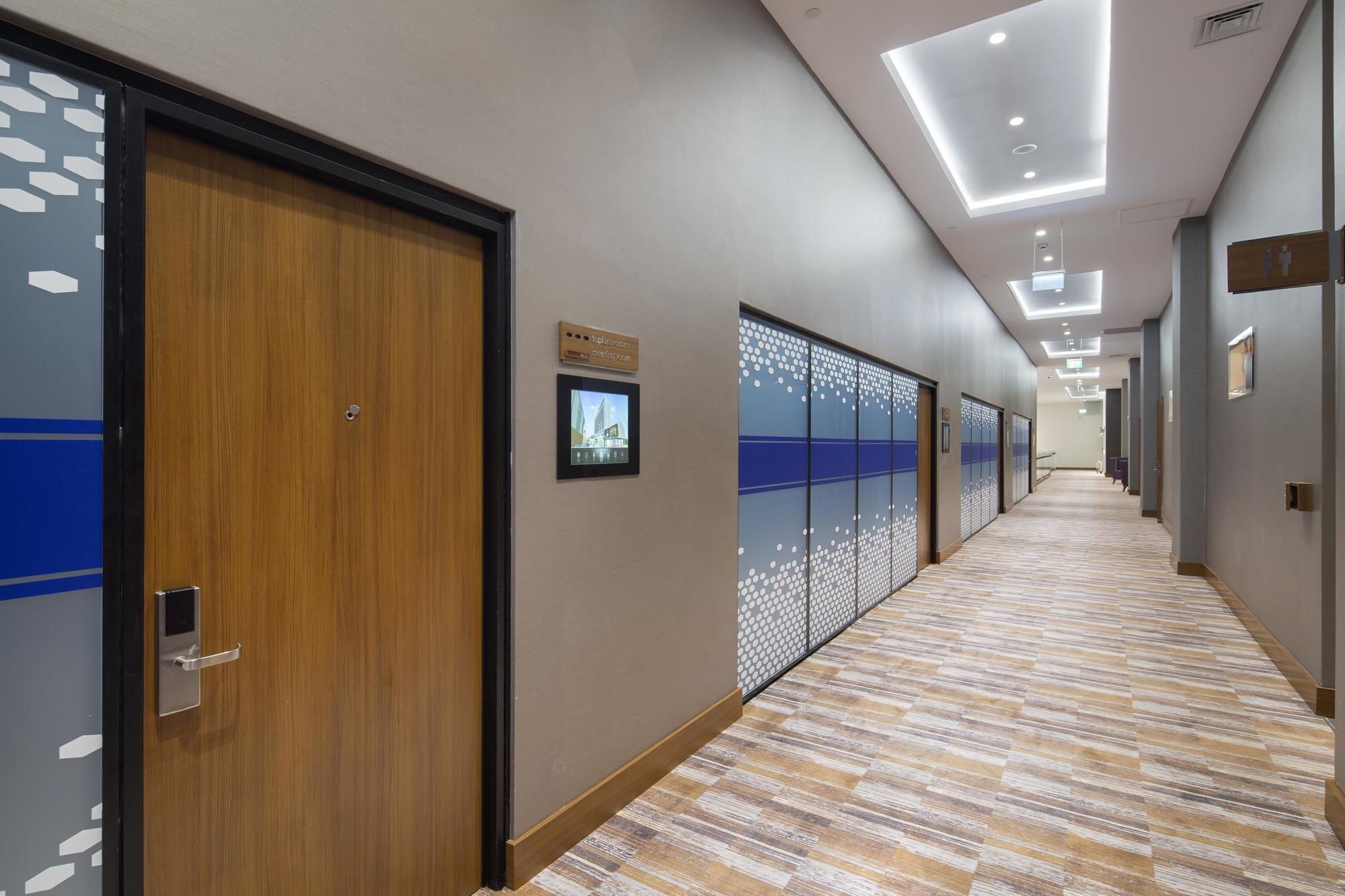 Hampton By Hilton Kocaeli Symbol Hotel ภายนอก รูปภาพ